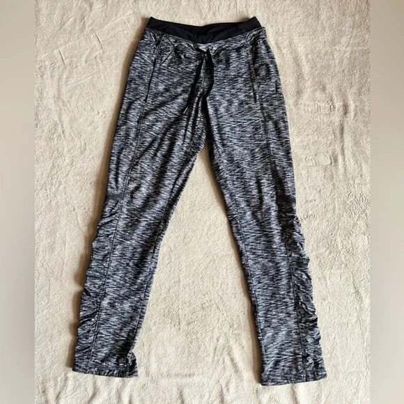 Lululemon Runderful Pants - Picture 6 of 13